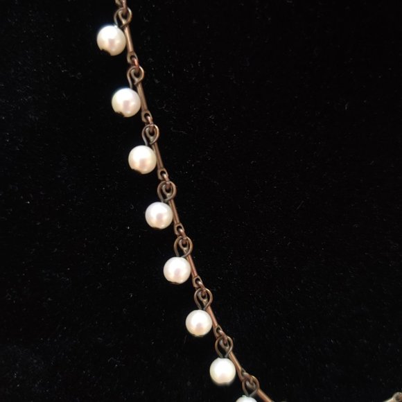 Kerri Linden faux pearl necklace - Picture 2 of 7